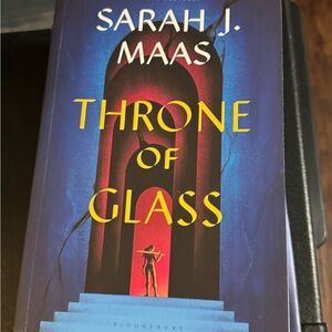 Throne of Glass